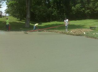 3850 Springoak Dr, Cincinnati, OH 45248