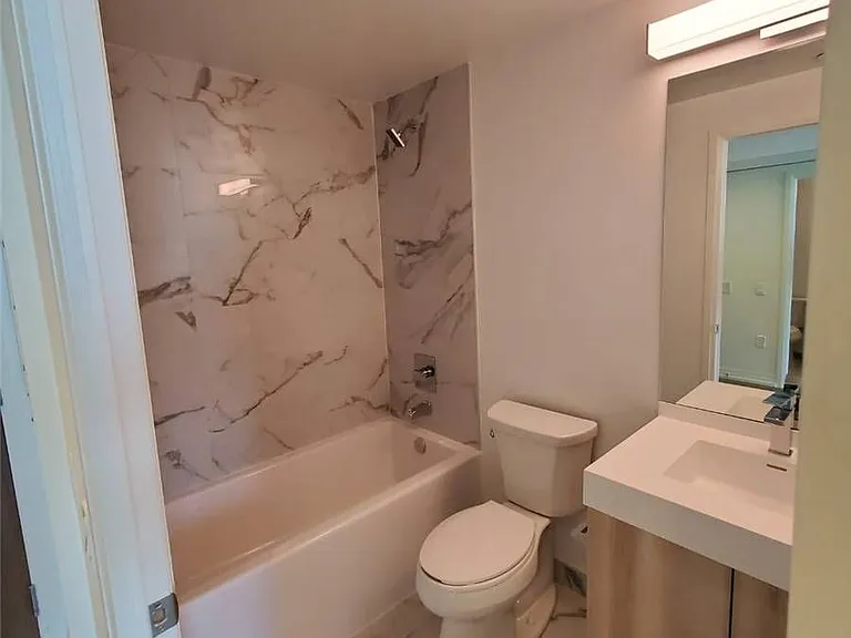 251 Jarvis St #3711 — Photo 5