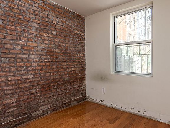 4th image of 479 Classon Ave #1R