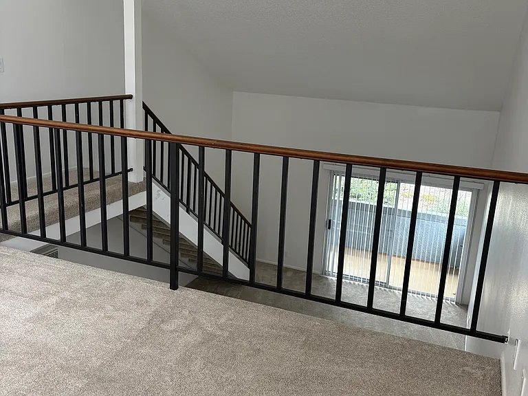 Harbor Village Apartments — Photo 24