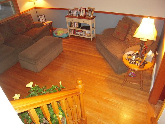 2nd image of 27W124 Evelyn Ave