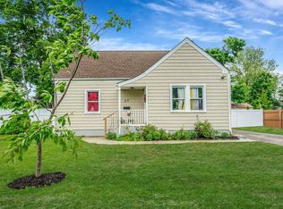 27 William Ave, Central Islip, NY 11722
