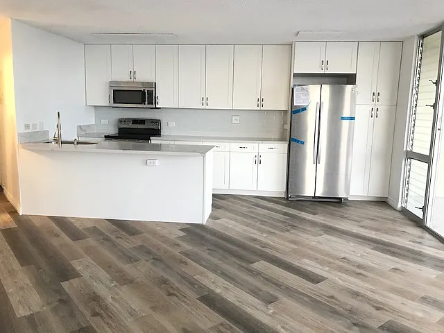 2 bed, 946 sqft, $2,340 — Photo 3