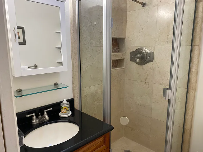 2921 Renault St — Photo 24