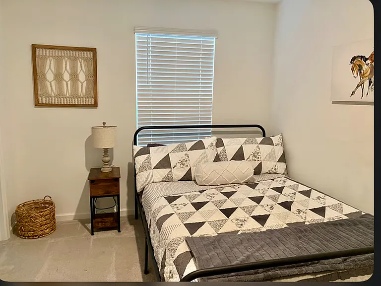 SW 34th Avenue Cir — Photo 12