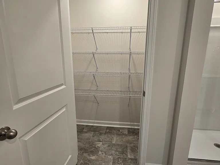 820 Wolverine Ln — Photo 10
