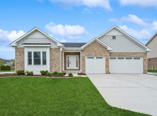 9014 Gloucester Rd, Woodridge, IL 60517