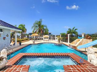 93 Calle Ceiba Urb Haciendas, Toa Alta, PR 00953