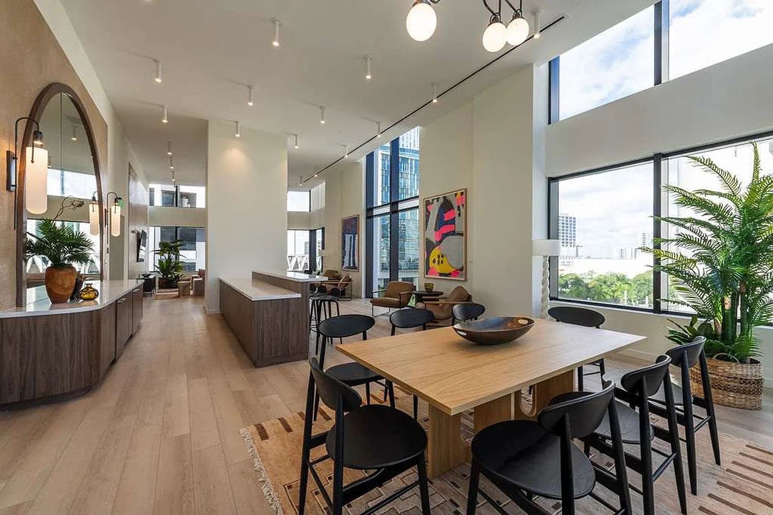 Studio, 1.0 bath, 452 sqft, $4,212 — Photo 1