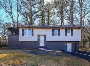 371 Roxbury Dr, Riverdale, GA 30274