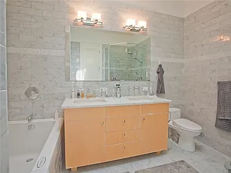 Sold by Avenue Sotheby's International Realty