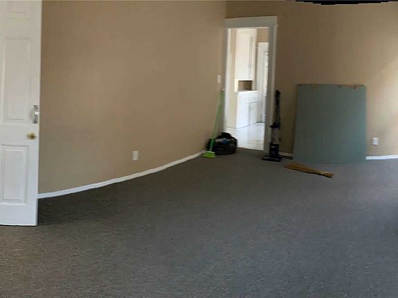 4th image of 10733 118th St