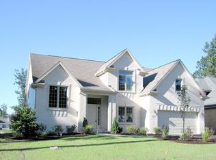 8759 Cedar Bend Rd, Sylvania, OH 43560