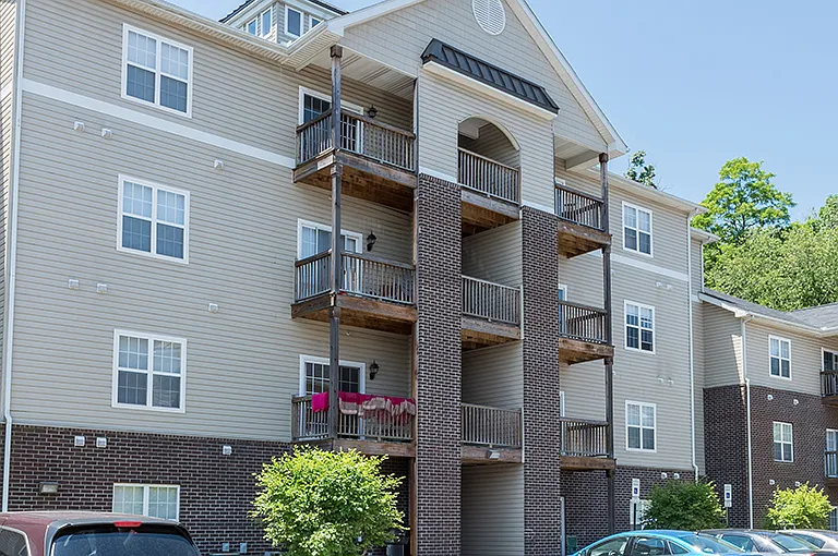 50 Hunt Club Dr #405 — Photo 7