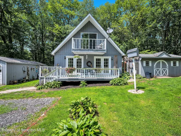 109 Bird Pl, Elmhurst Township, PA 18444