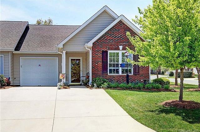 1st image of 191 Oak Village Pkwy #0
