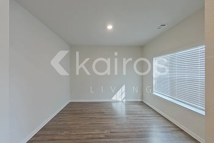 3494 Bridgewood Dr — Photo 9