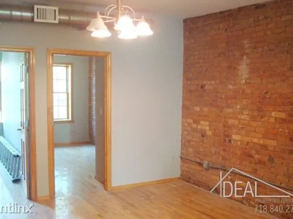 31 Woodhull St, Brooklyn, NY 11231