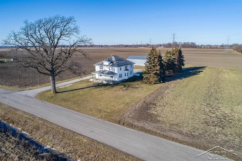 150 W Brown Rd photo 1