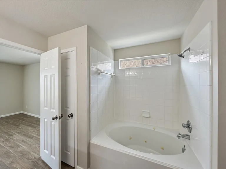 16322 Cole Bridge Ln — Photo 18