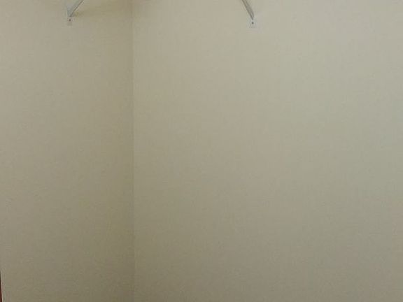 5th image of 3281 Hopkins Ct