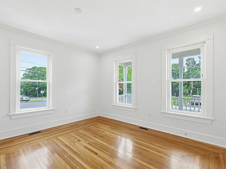 106 Dean Ave #1 — Photo 28