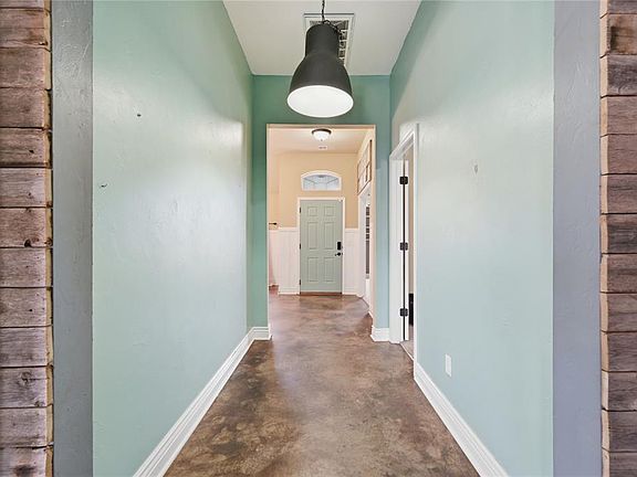 2nd image of 11225 NW 102nd St
