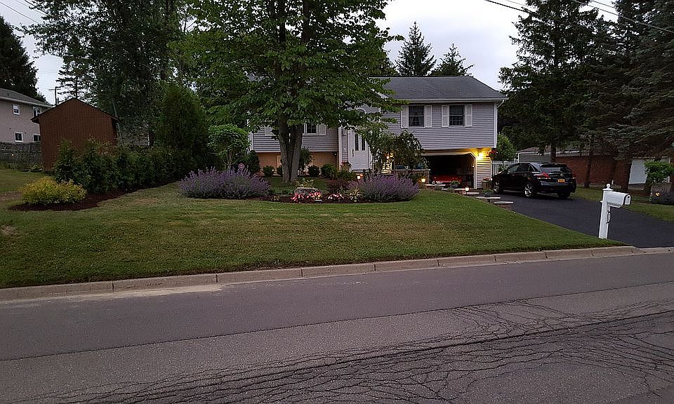 1st image of 211 Hillside Ter