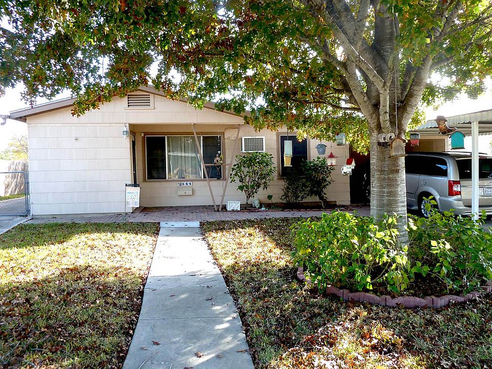 1st image of 244 Bonnell Dr