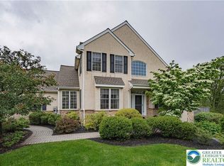 538 Parkside Ct, Allentown, PA 18104