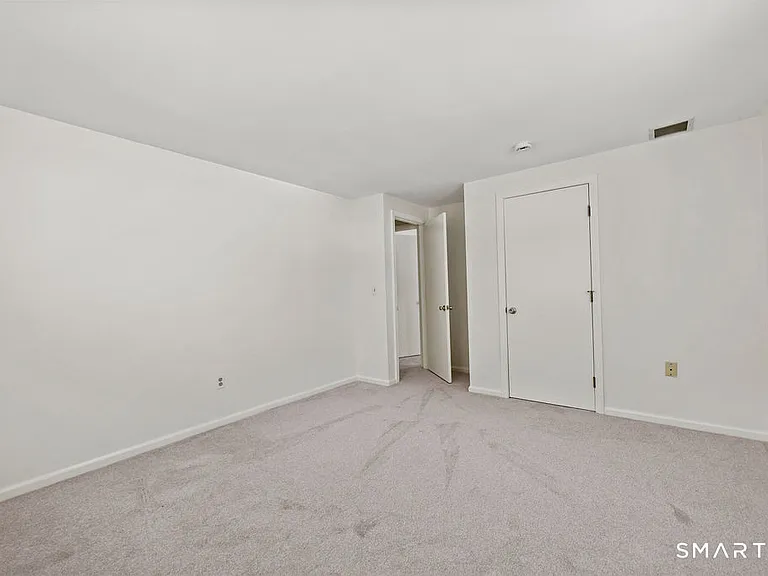 8 Allspice Ln #8 — Photo 16