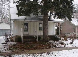 345 Hickory Dr, Troy, MI 48083