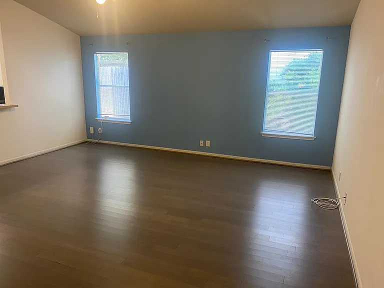 1006 Magnolia Smt — Photo 11