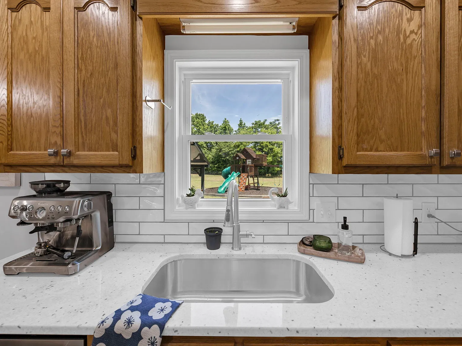 3 bed, 1494 sqft, $1,995 — Photo 4