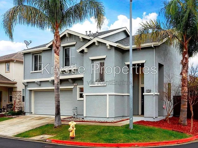 700 Westpark — Photo 3