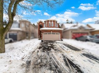 35 Markwood Cres, Whitby, ON L1R 2S3
