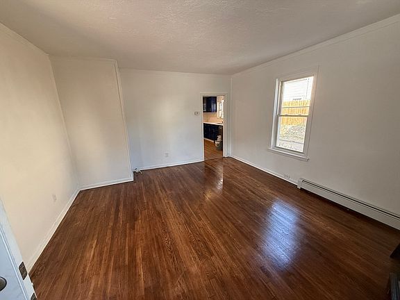 5th image of 18 Marion St