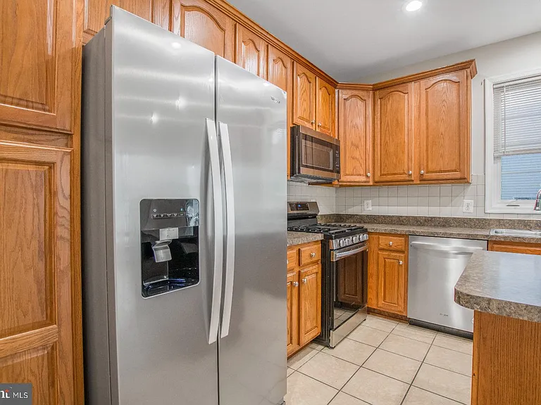 14741 Potomac Branch Dr — Photo 21