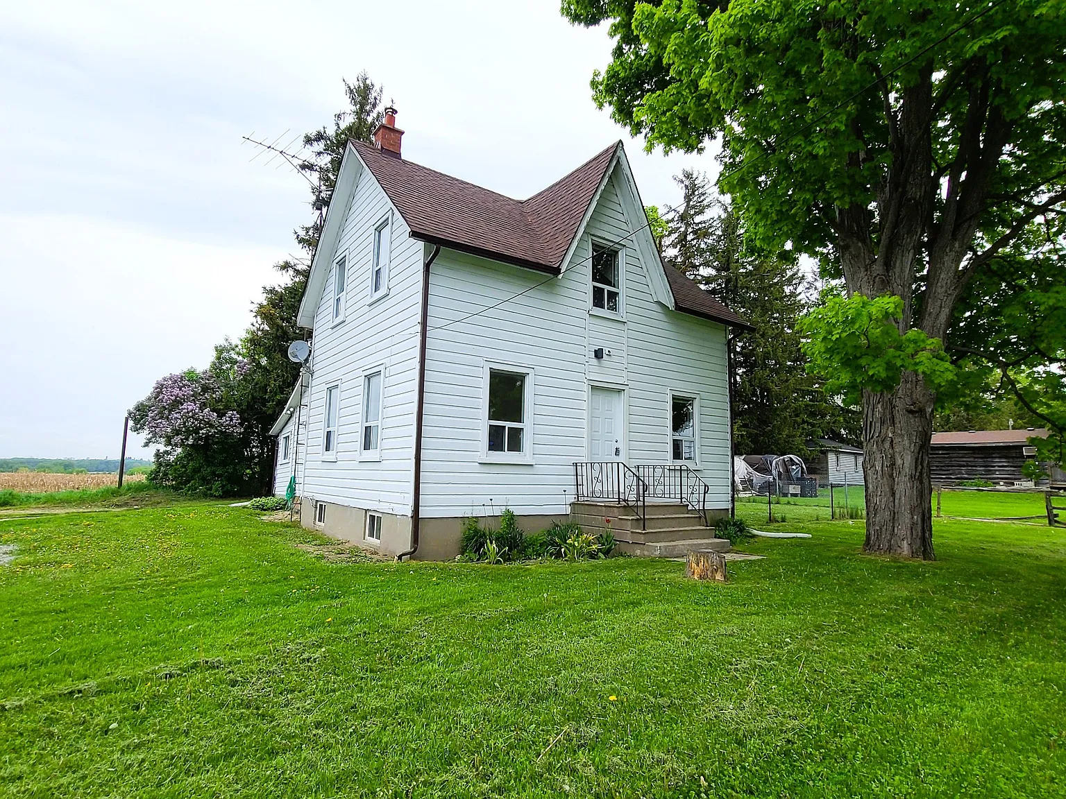 3 bed, $2,800 — Photo 1