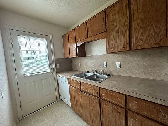 5th image of 1905 Monte Carlo Ln APT C