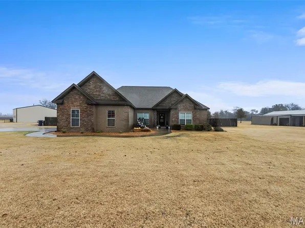 1467 State Hwy E, Steele, MO 63877