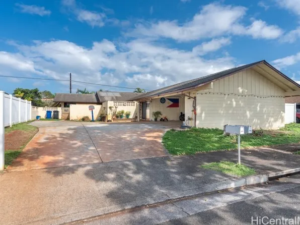 1196 Hooli Cir, Pearl City, HI 96782