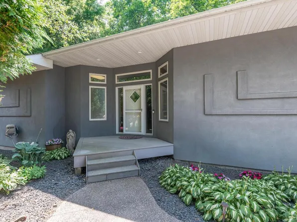 955 Wayzata Blvd W, Wayzata, MN 55391