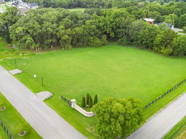 3004 Berry Patch Trl, Rockvale, TN 37153