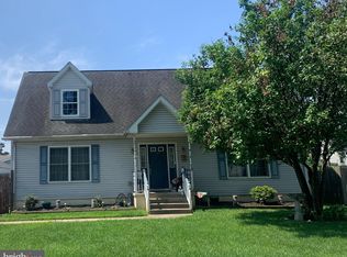 512 Harrison St, Riverside, NJ 08075