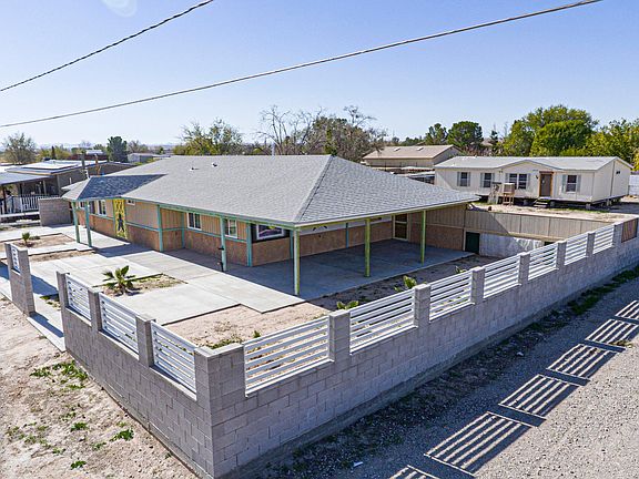 3rd image of 12801 Crisantemo Dr