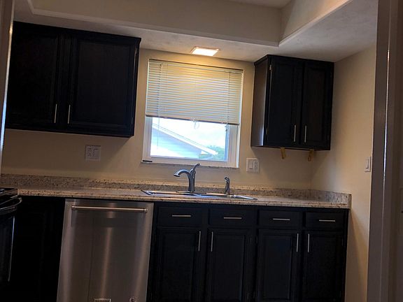 3rd image of 1015 Princewood Ave APT C