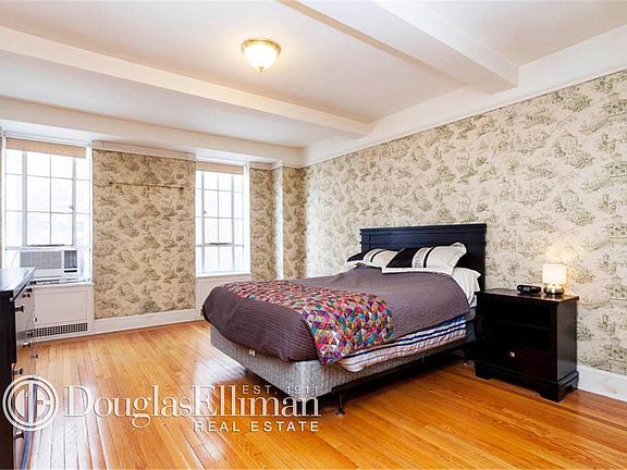 3rd image of 350 W 57th St APT 6B