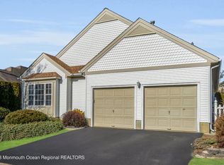 4 Drayton Rd, Manchester, NJ 08759