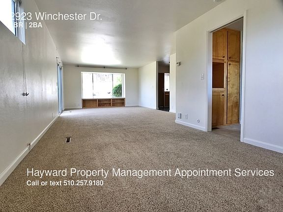 4th image of 2923 Winchester Dr